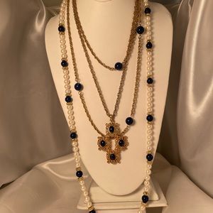 Sarah Coventry 1960’s lapis/ gold tone metal/ faux pearl  3pc set